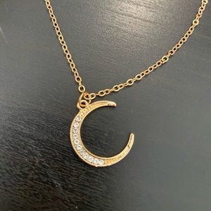 Good crescent necklace